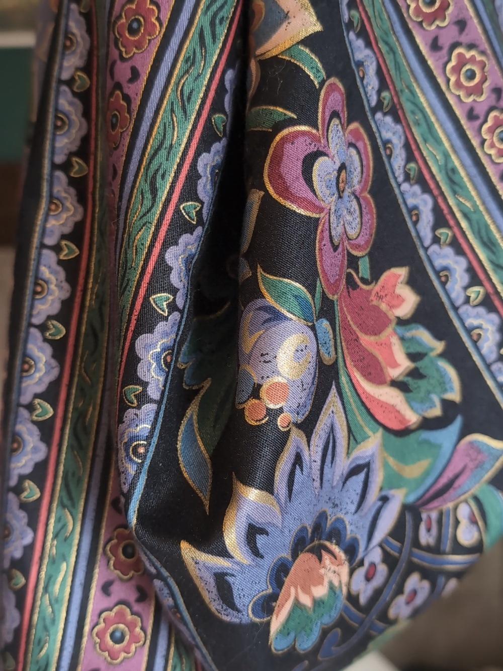 Floral Print Knot Handle Tote Bag in Multicolor - Picture 5 of 5